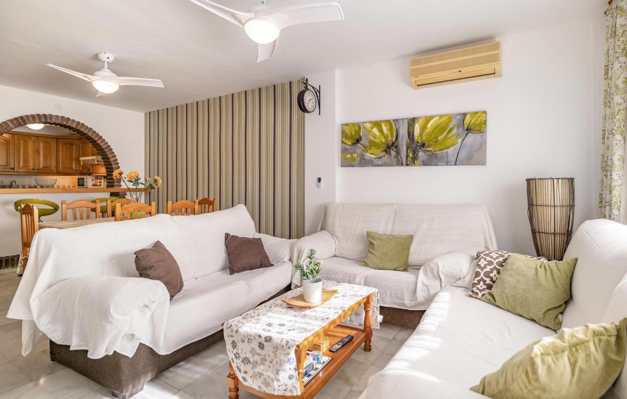 Apartment Stunning In Benalamdena With Kitchen *