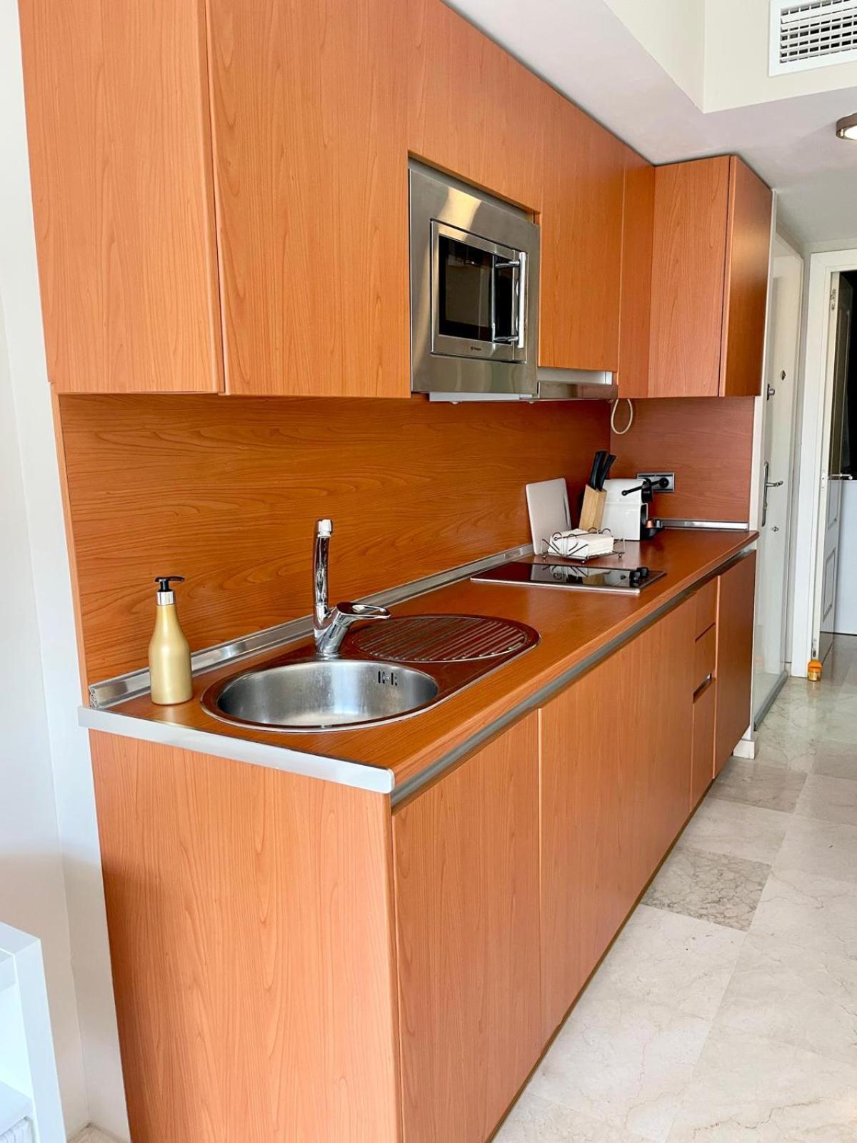 Apartment Encantador En By Bebalmy