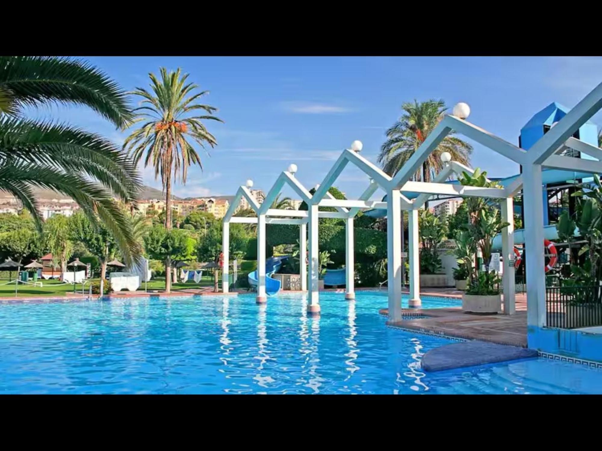 Benalbeach Apartment *