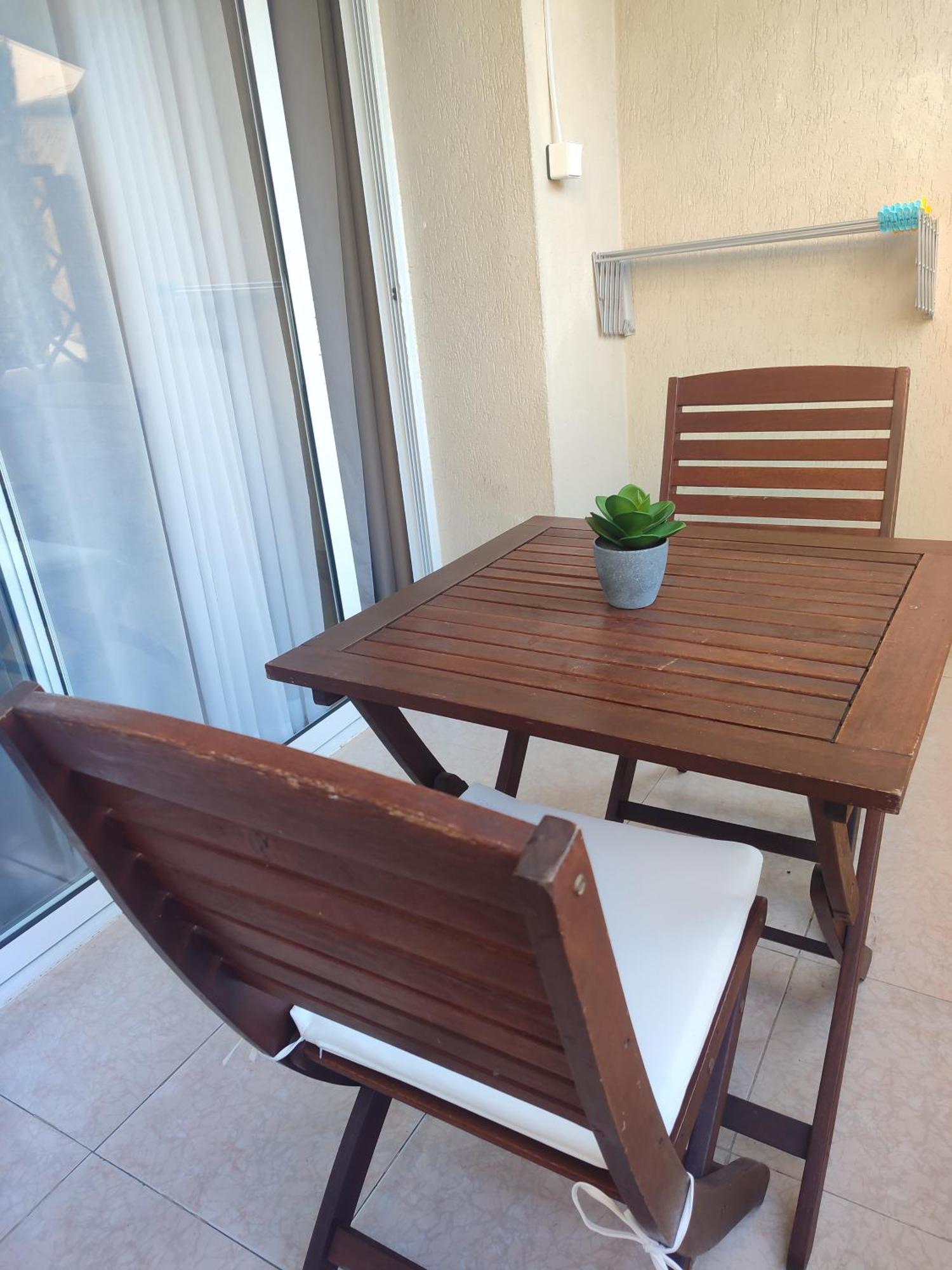 Exclusive In Benalbeach *
