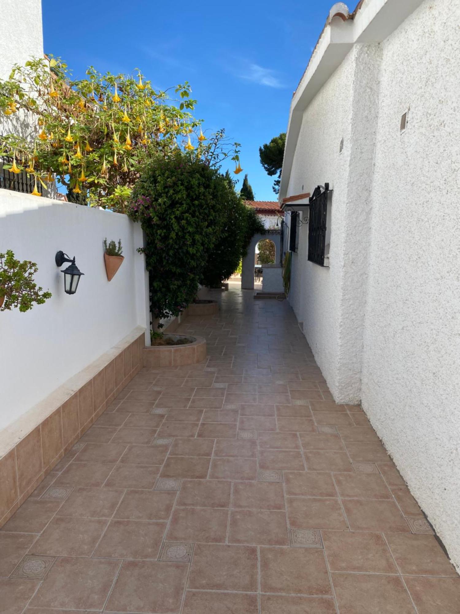 El Paraiso Villa *