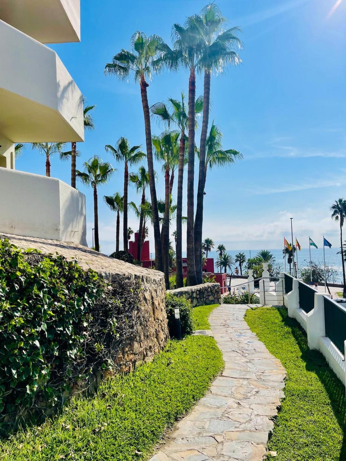 Apartment Direct Sea View- Bilbil Sunrise! Benalmadena