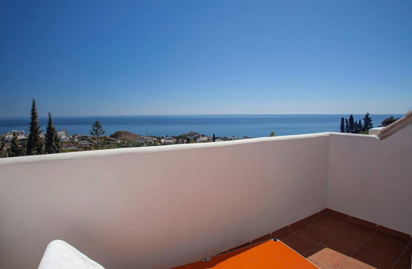 New In Pueblo With Views Benalmádena