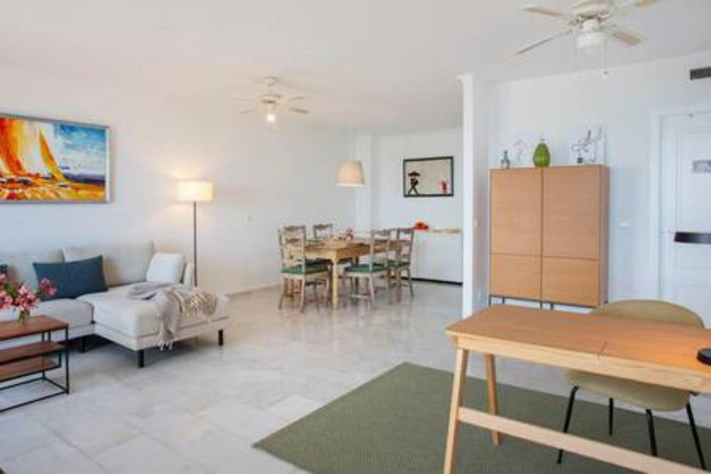 Panoramic Sea Views & Carvajal & Restaurant Apartment