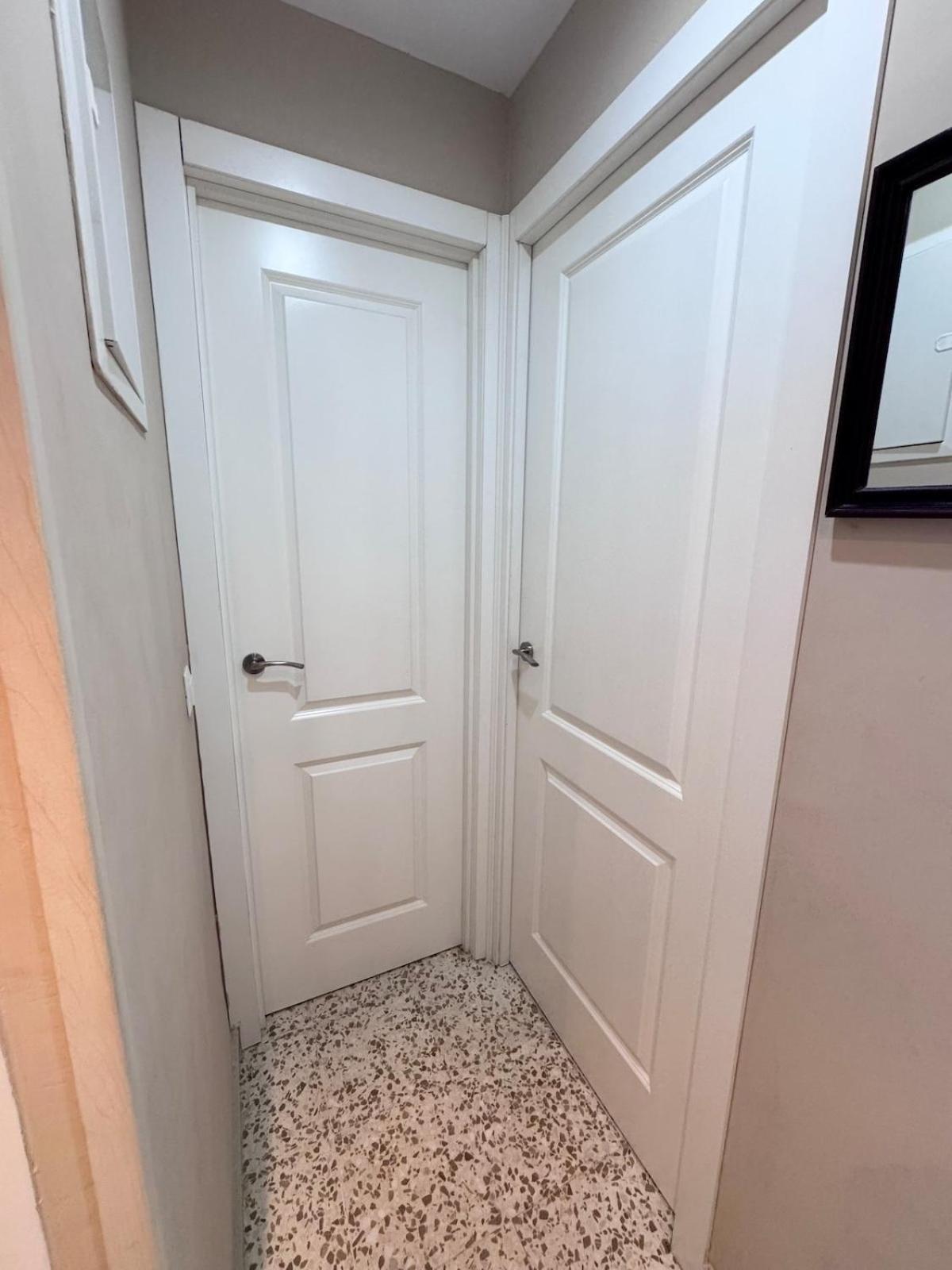 Apartment Cozy In Prime Location - *