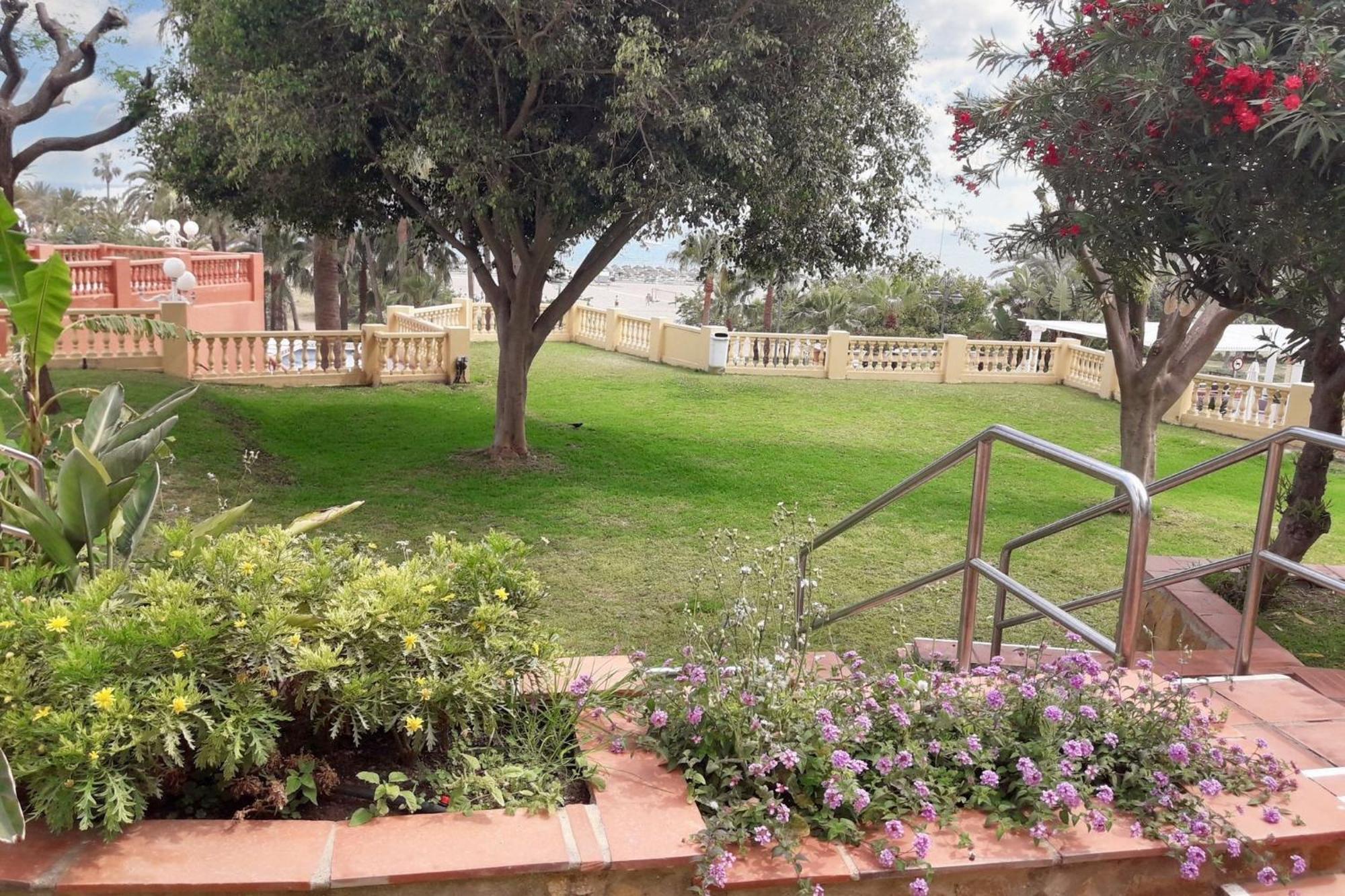 With Sea & Mountain Views In - 60 Sqm + Pool Benalmádena