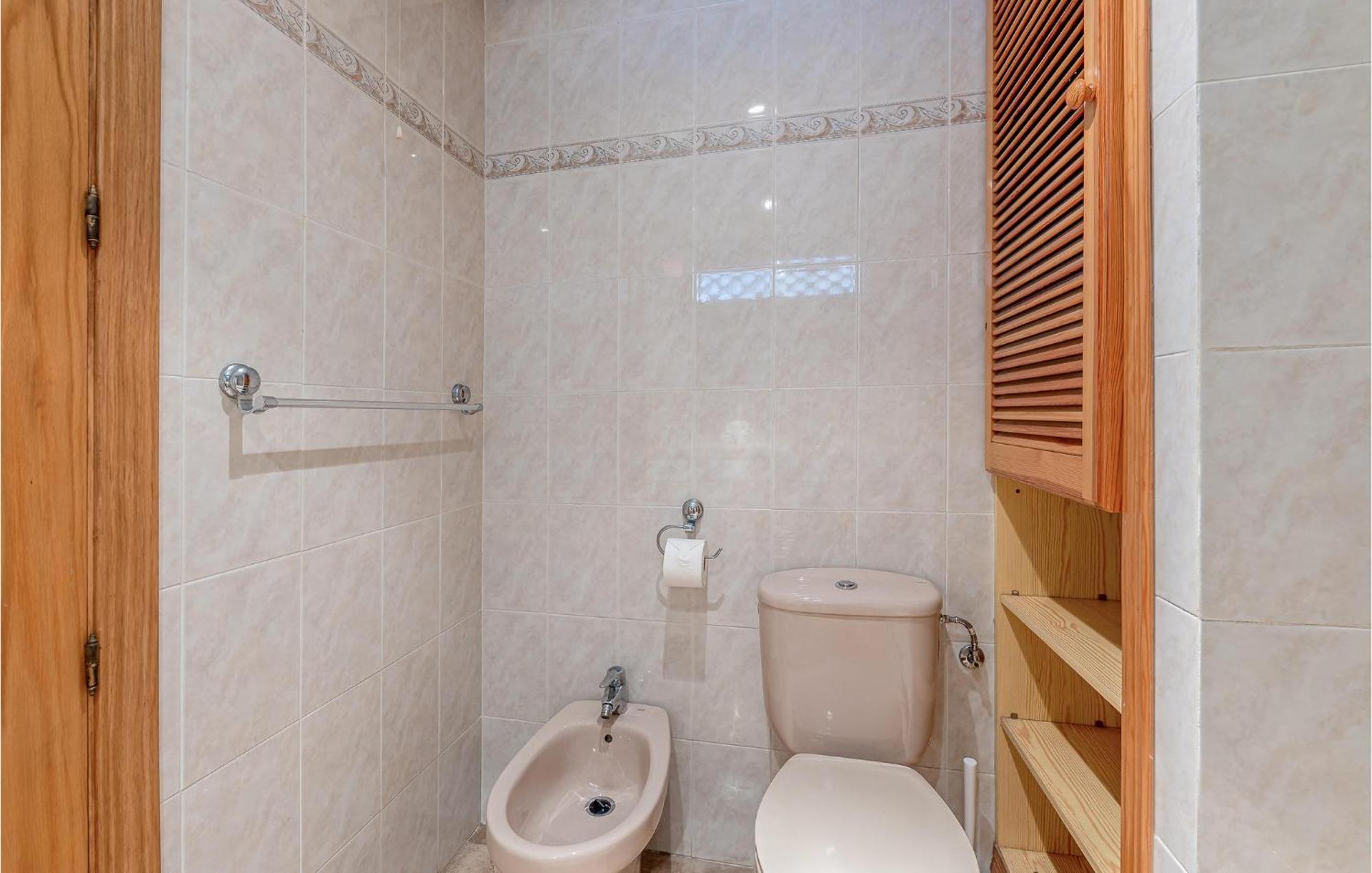 Lovely In With Kitchen Apartment