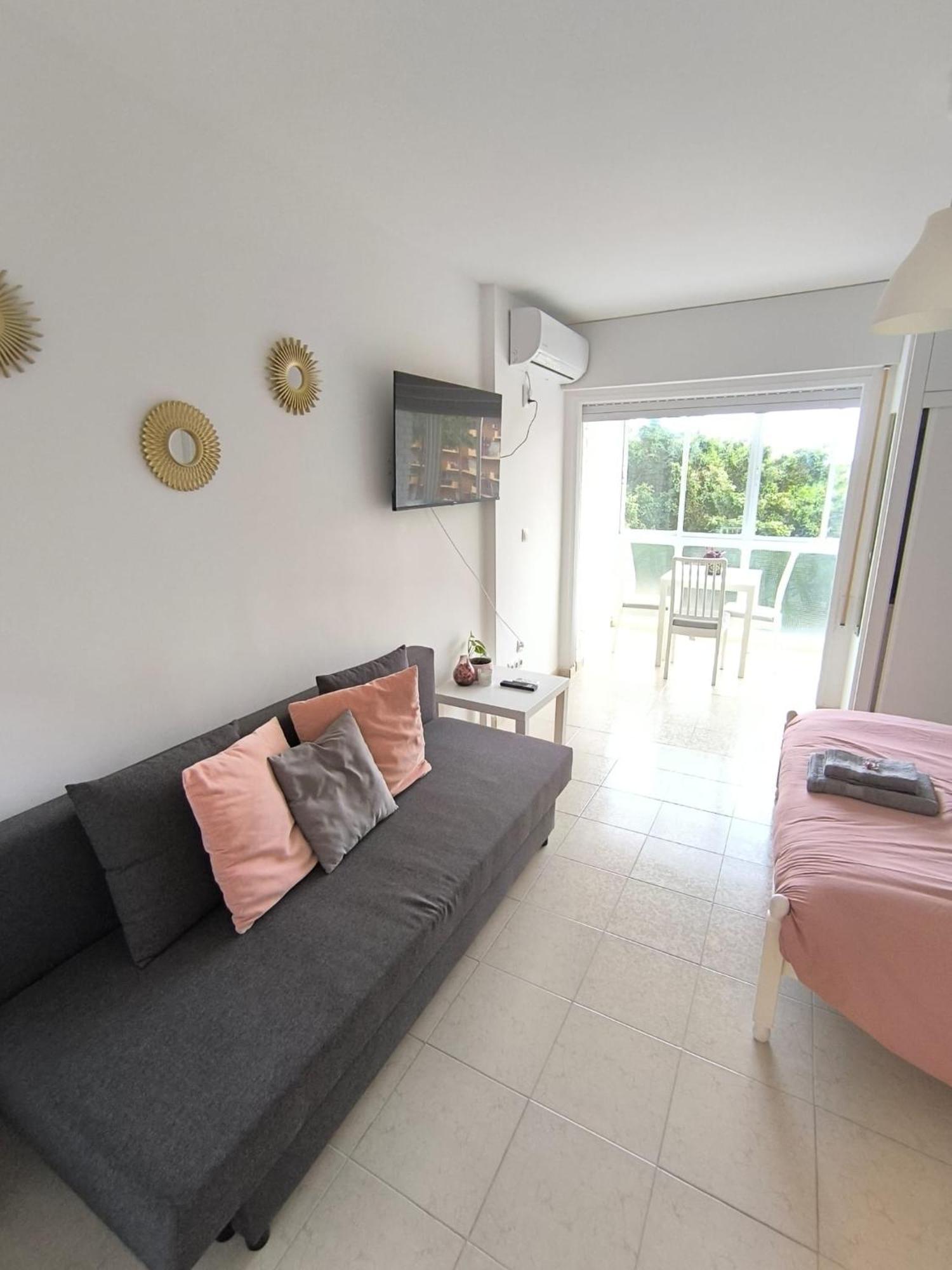 Benalma - Hermoso Estudio Cerca De La Playa Y De Todo! Apartment *
