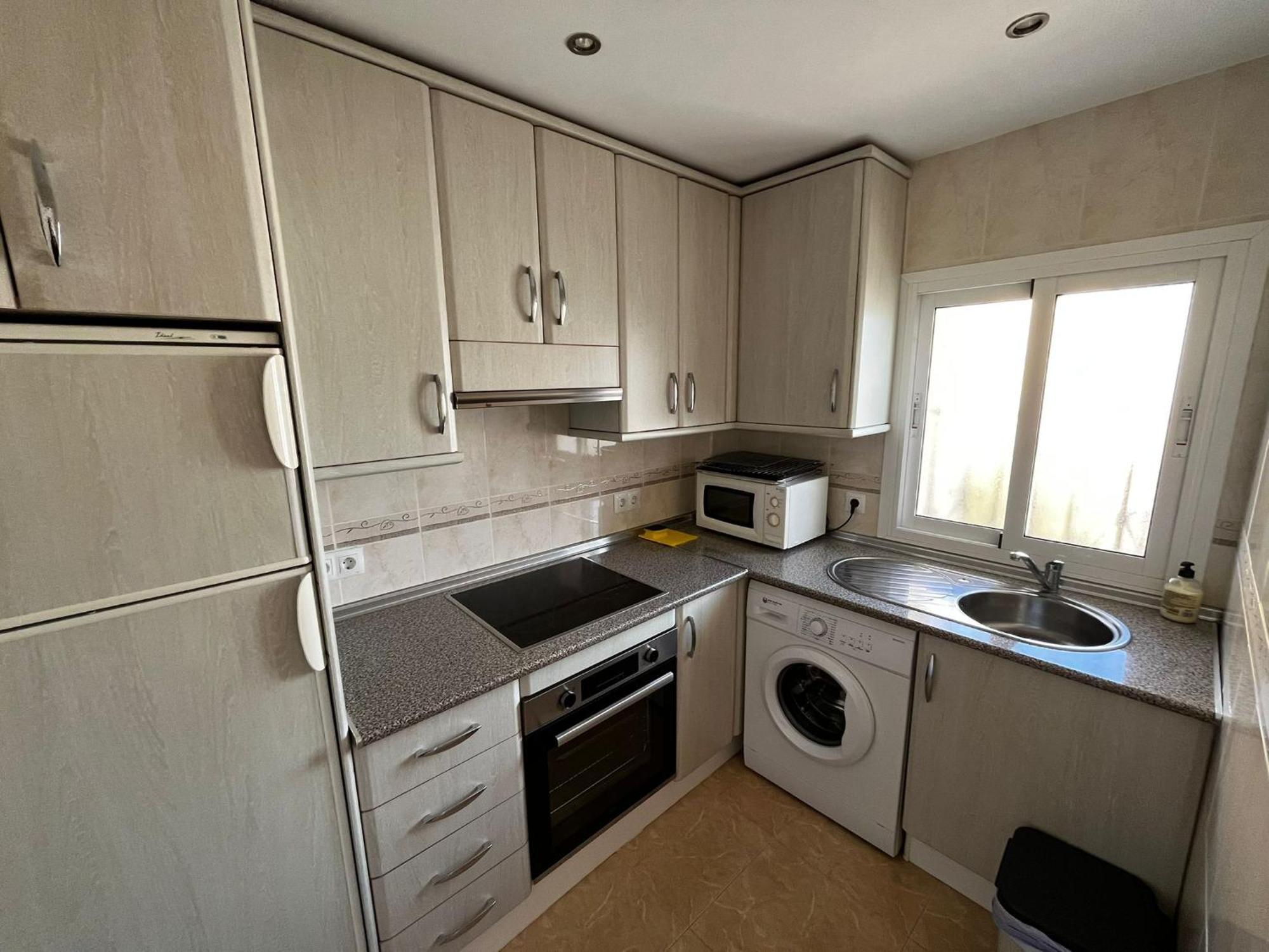 Apartment Charming 2 Bed Prealsa