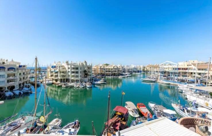 Apartment Marina *
