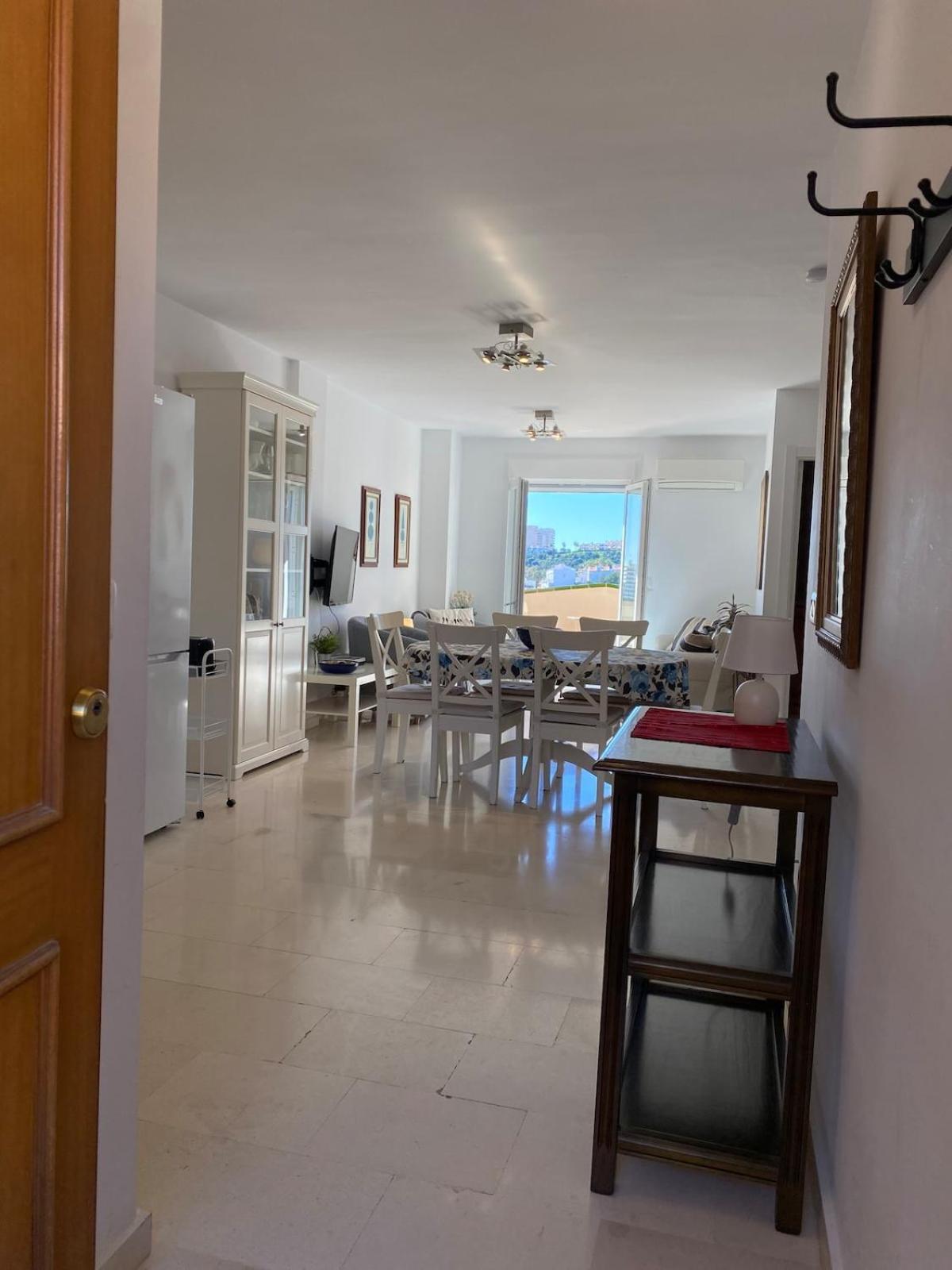3 Bedroom Penthouse Close By Parque De La Paloma Apartment *