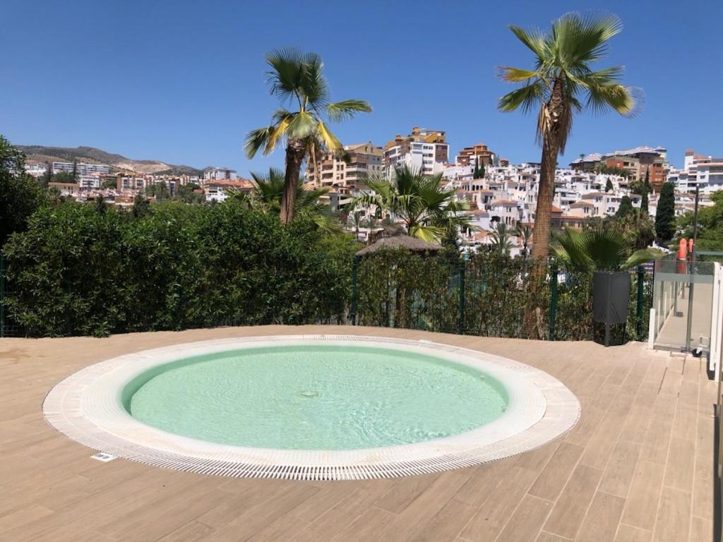 Apartment 2 Bedroom Luxury In *