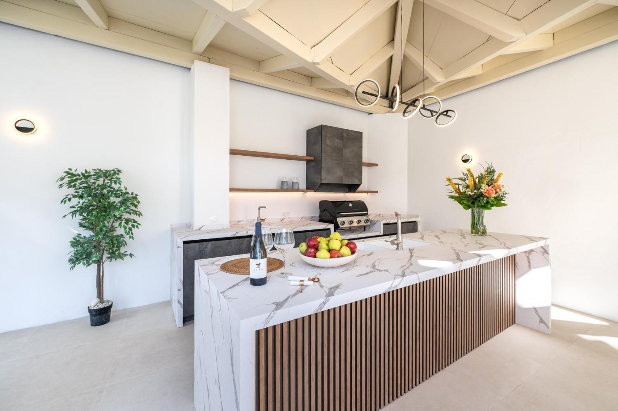Vacation Marbella: Sunny Camelia With Heated Pool And Cinema Villa Benalmadena