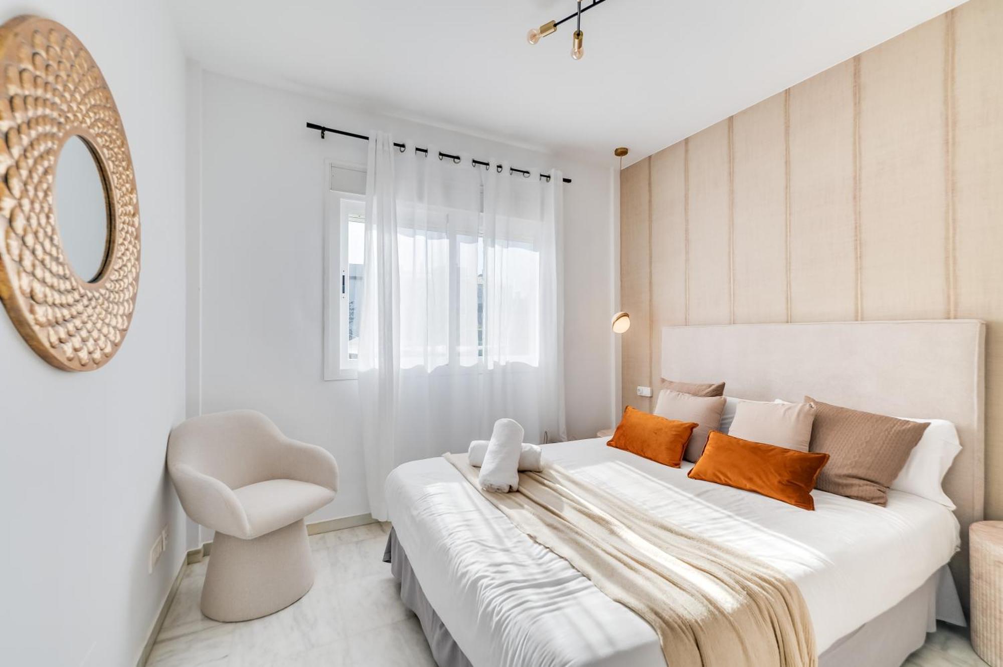 Vacation Marbella: Sunny Camelia With Heated Pool And Cinema Benalmadena
