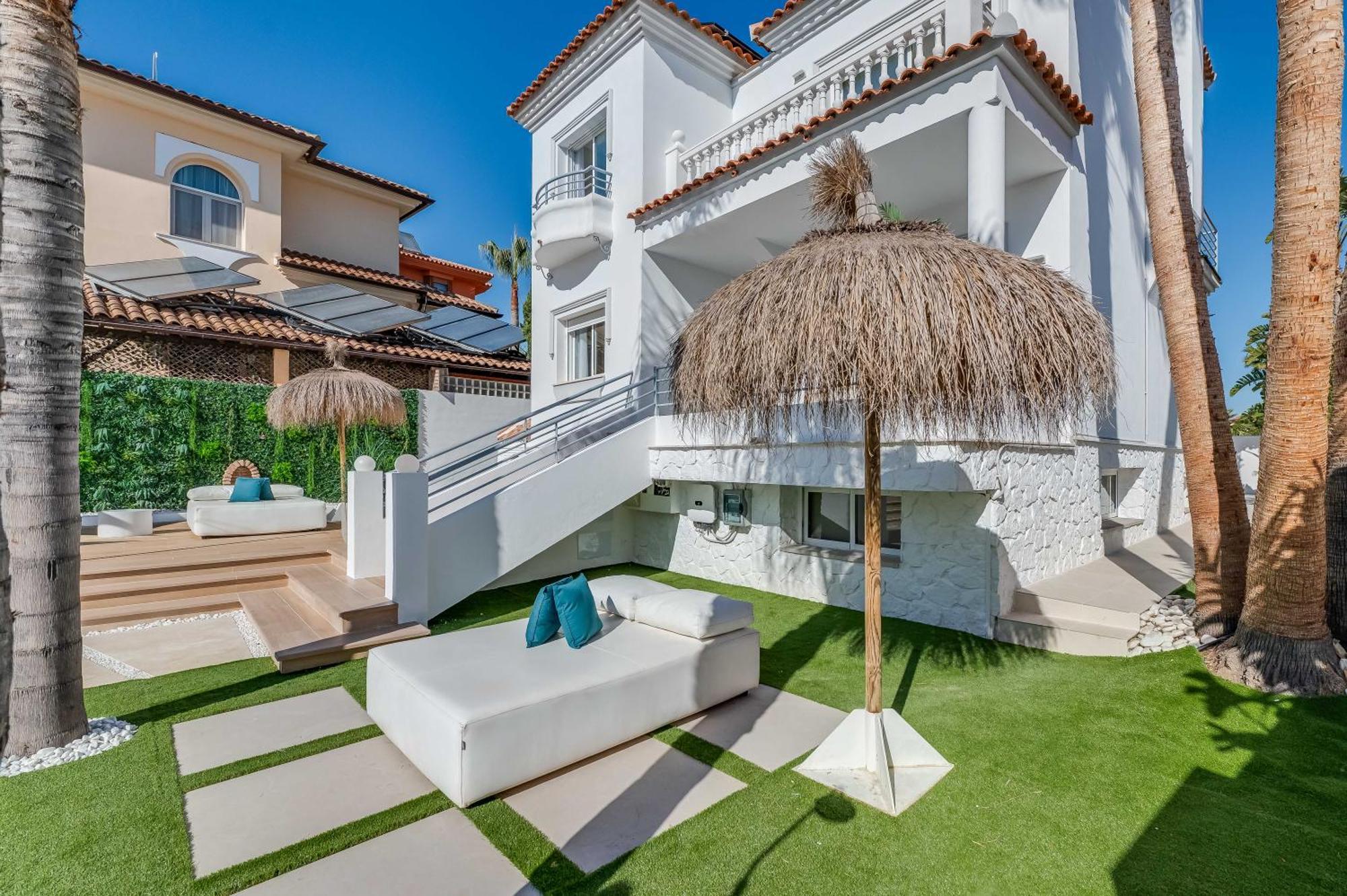 Vacation Marbella: Sunny Camelia With Heated Pool And Cinema * Benalmadena