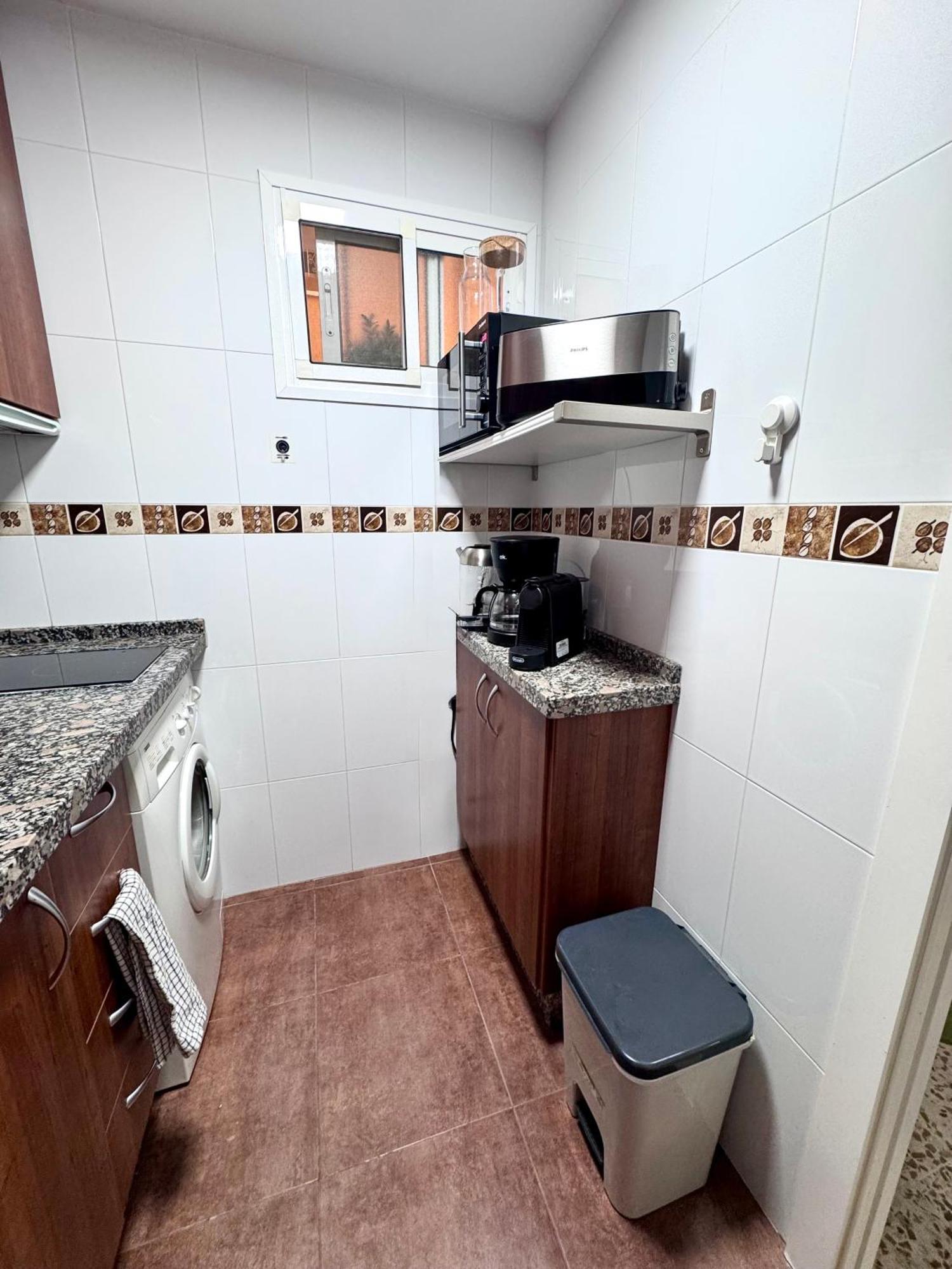 Apartment Cozy In Prime Location - *