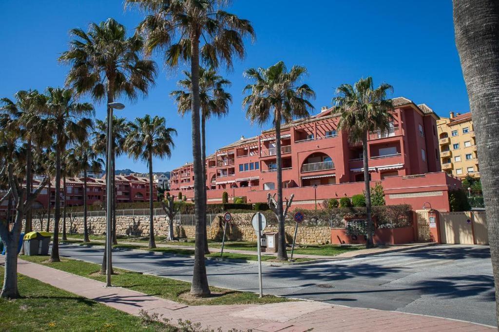 Marina Breeze By Solmaestranza Benalmadena