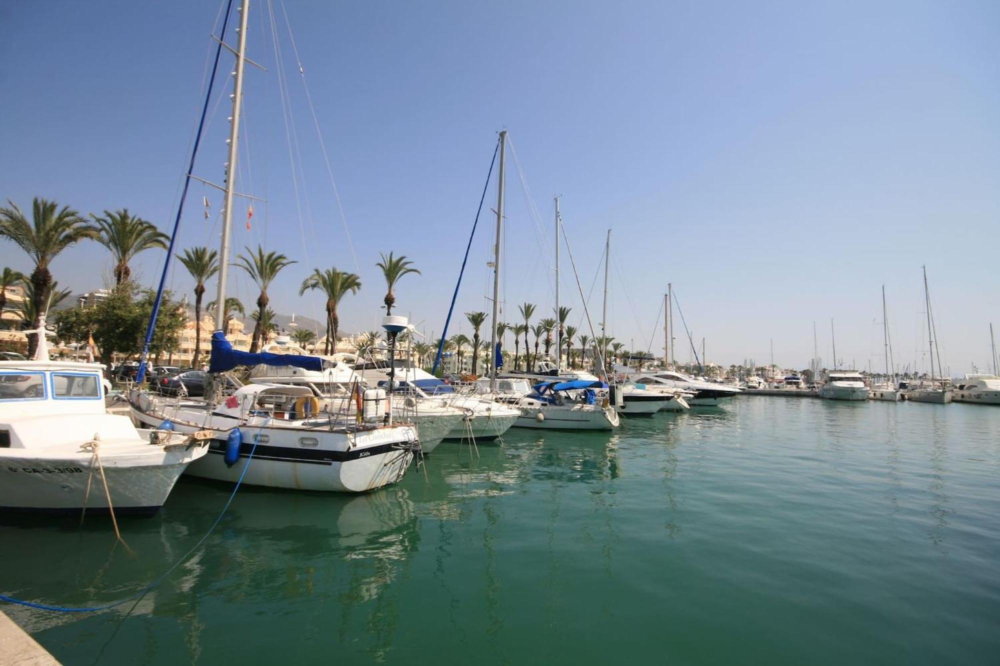 Garden In Arenal De Golf- * Benalmadena