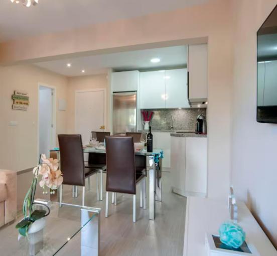 Benalbeach Ocean Front 1bdr New! Appartement Benalmádena