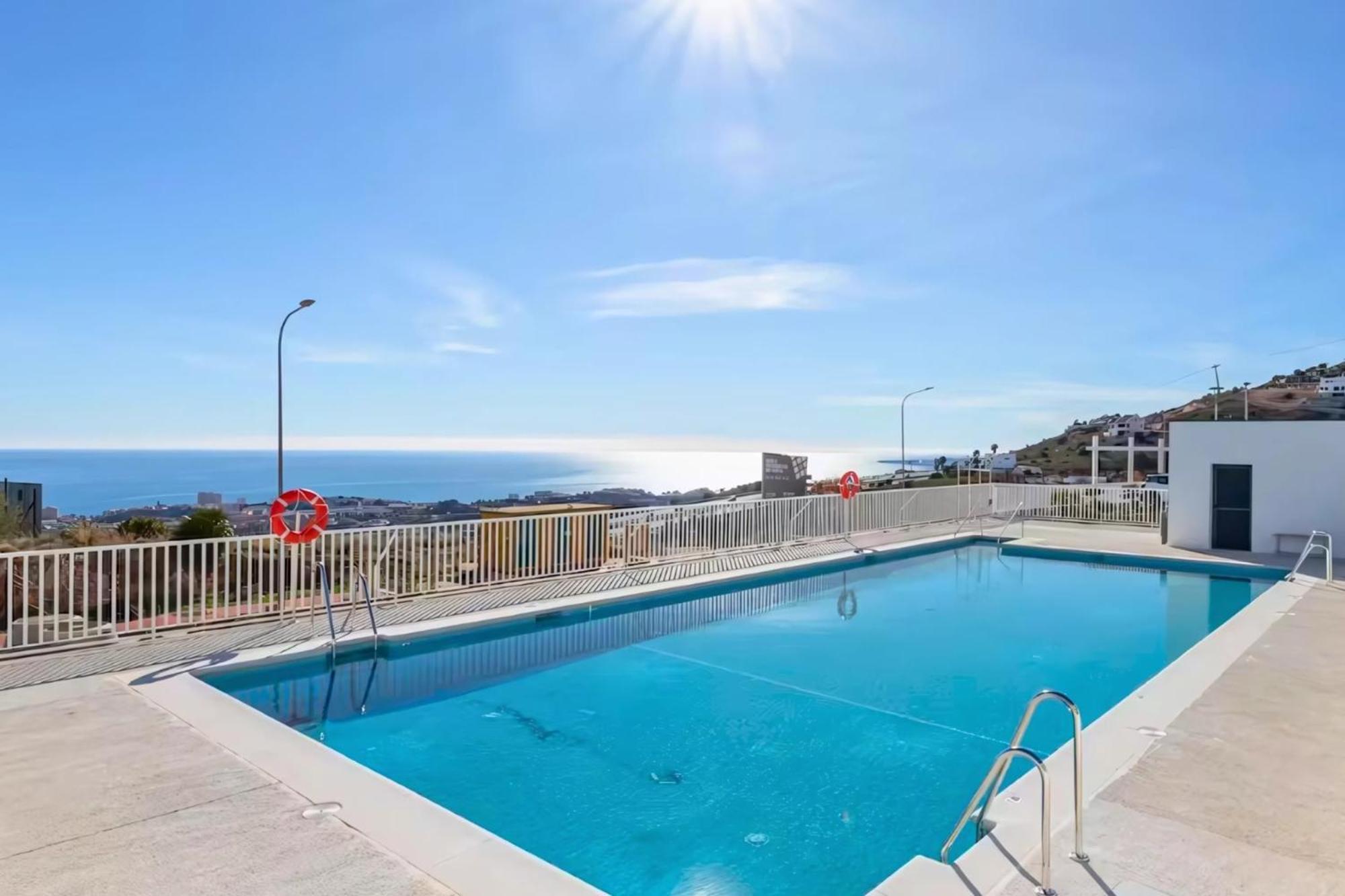 Apartment Magnificent Flat With Sea View And Swimming Pool *