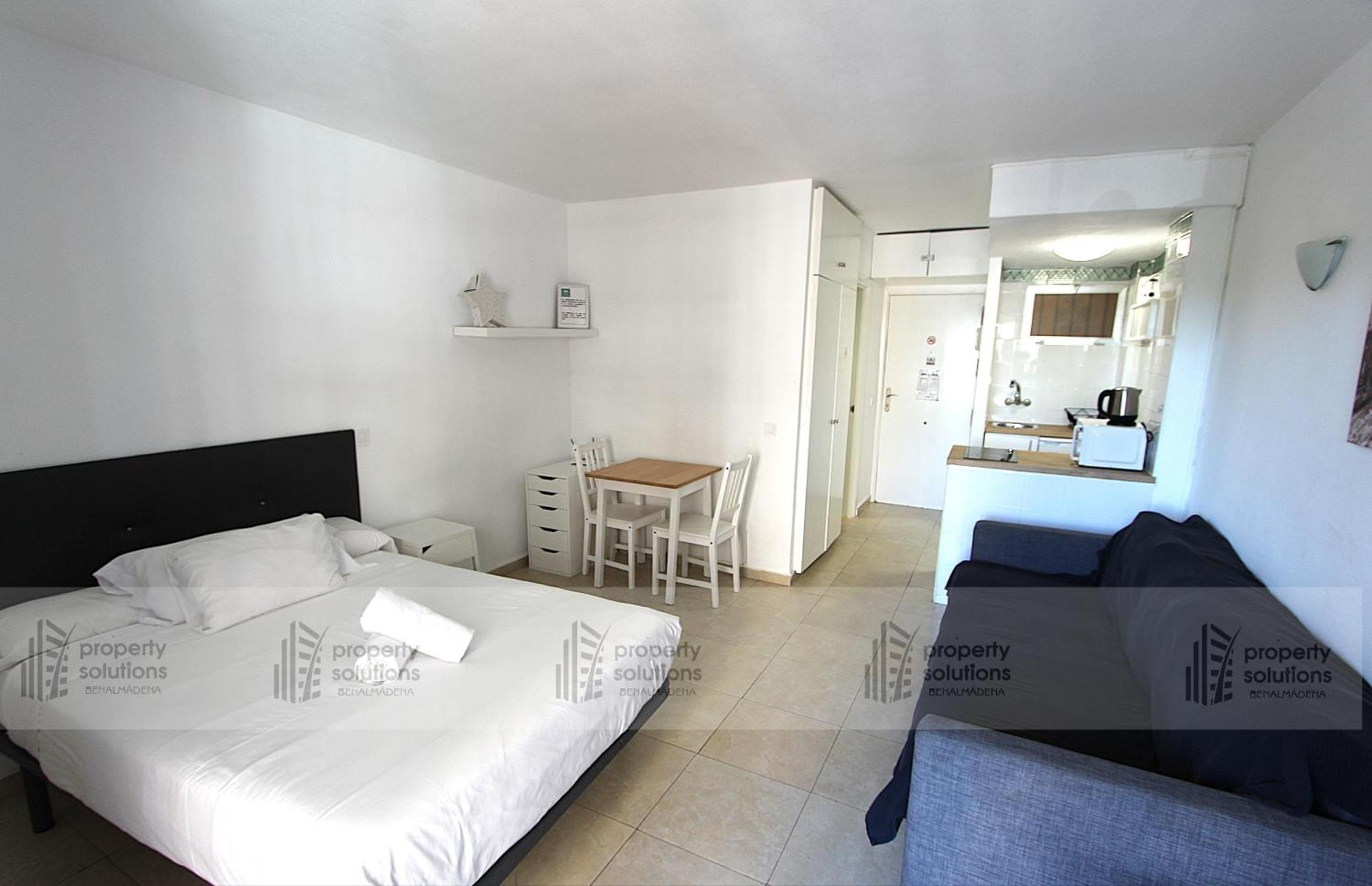 137 Minerva - Vista Al Mar - Piscina Y Playa - Cercano A Tren, Restaurantes Y Tiendas Benalmádena
