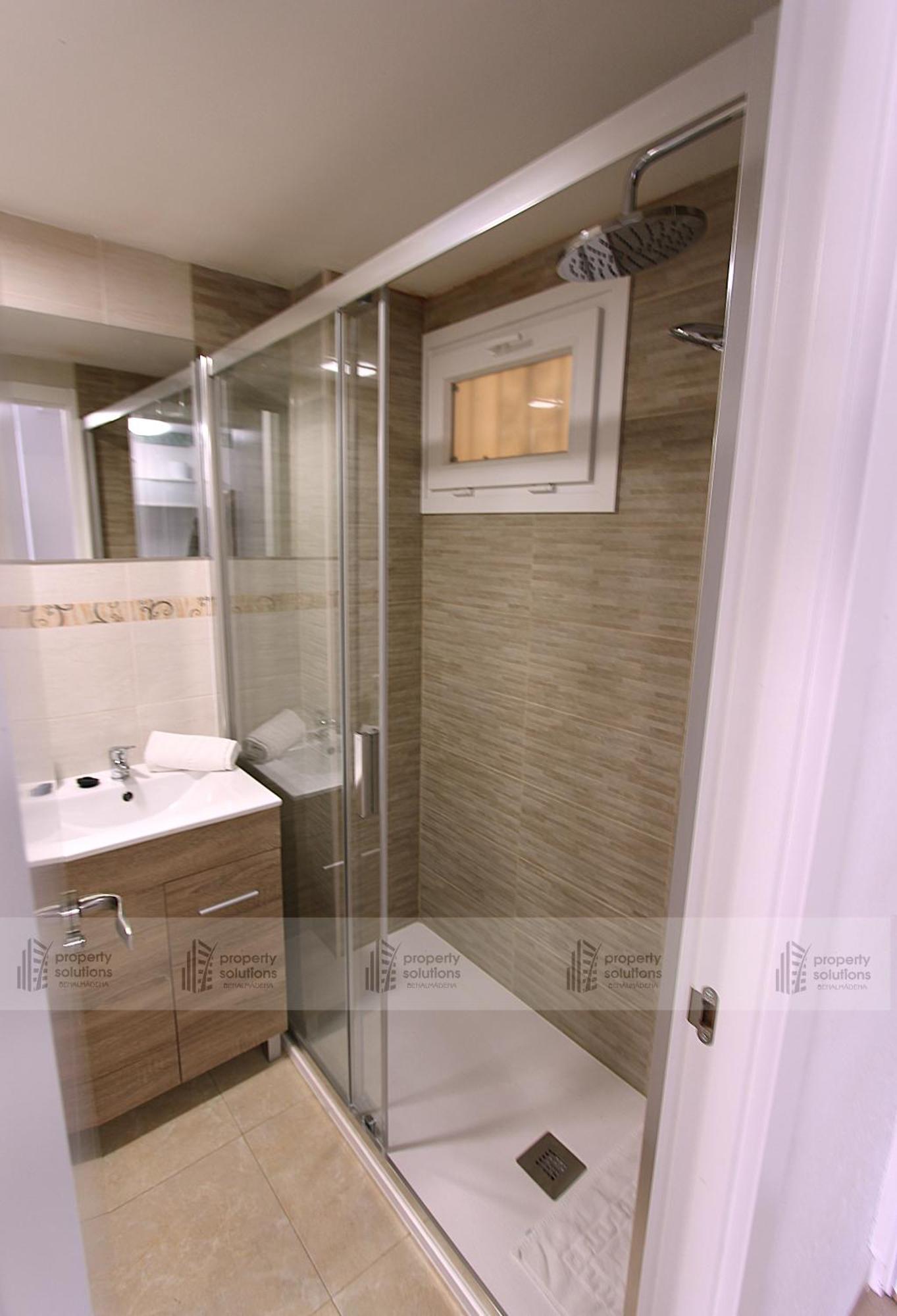137 Minerva - Vista Al Mar - Piscina Y Playa - Cercano A Tren, Restaurantes Y Tiendas