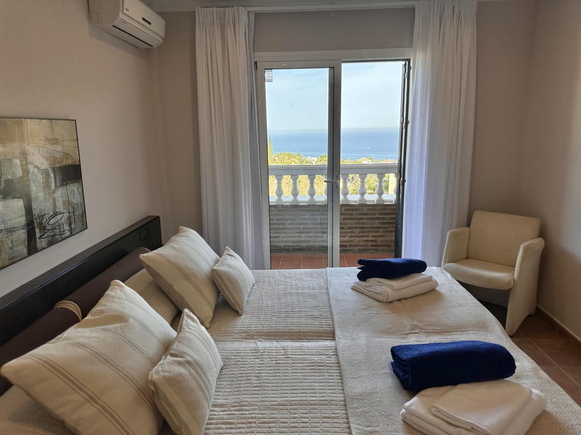 Malagasuite Olmedo Villa *