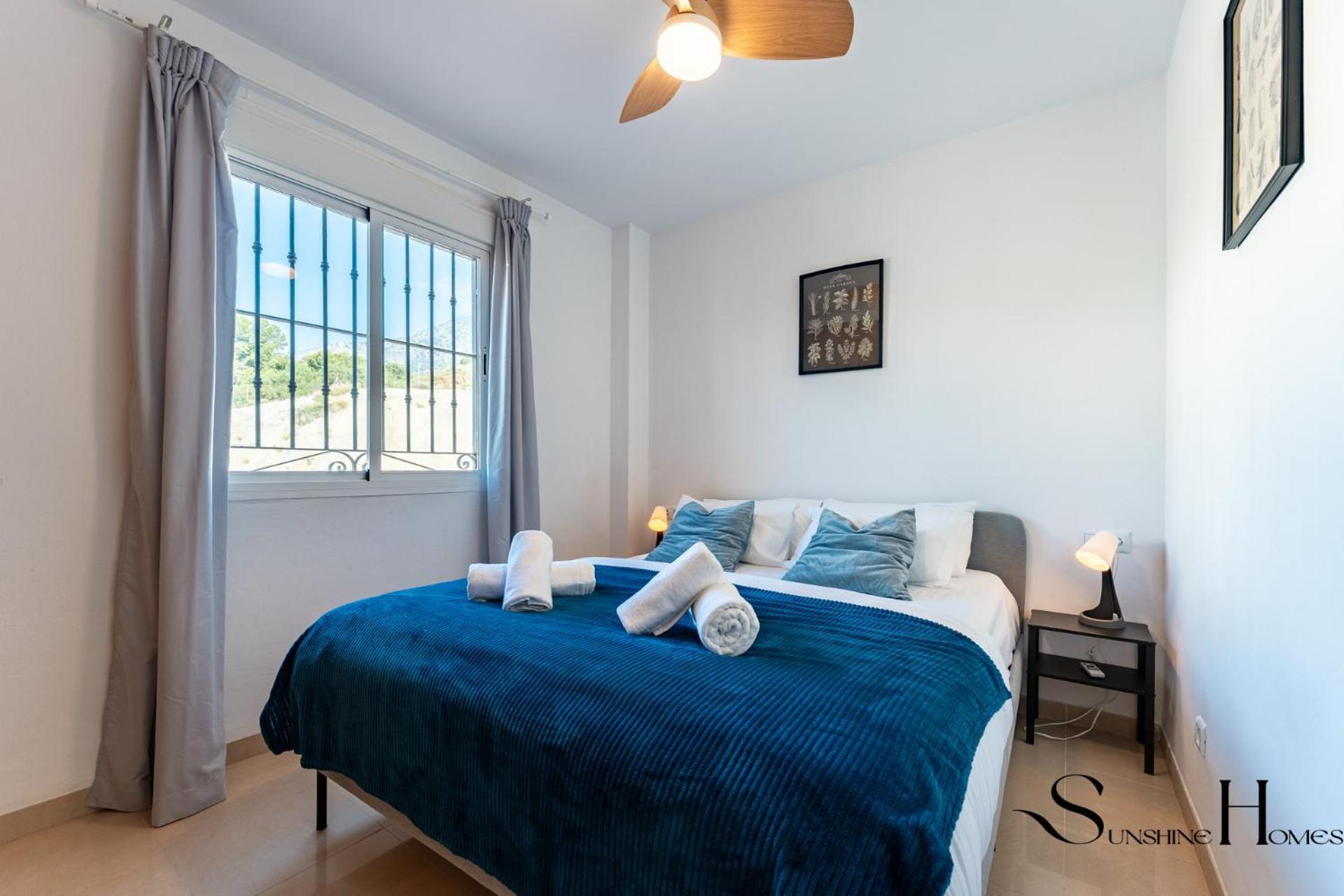 Beachside Retreat With Private Terrace Benalmádena