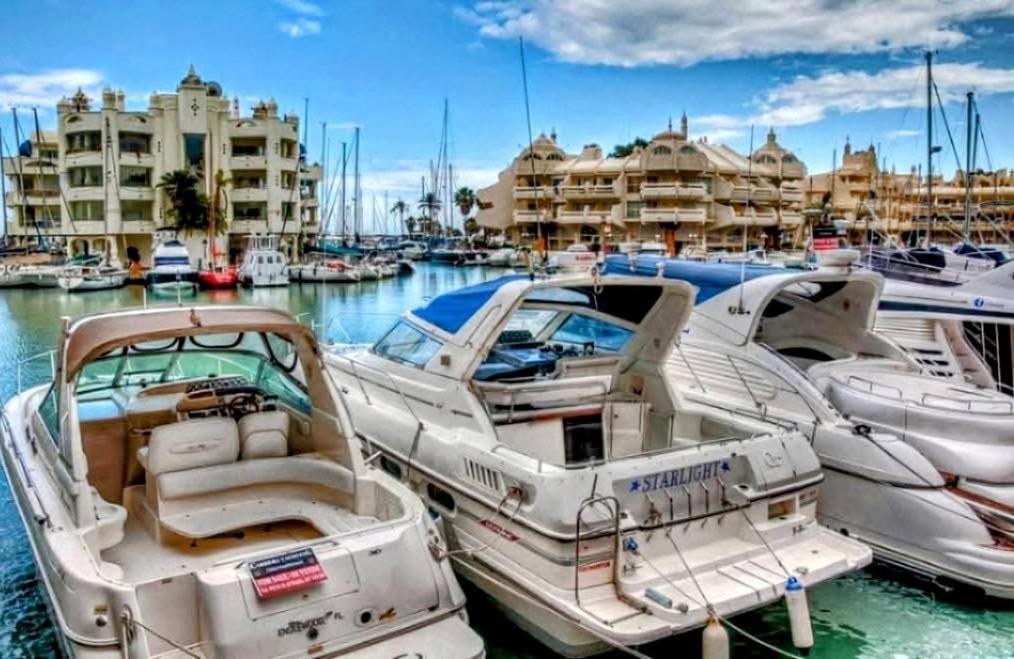 2 Bedrooms And 2 Bathrooms With Sea View At Piscis Arroyo Apartment *