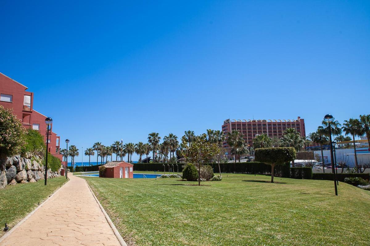 Luxury 100 Sq.m. Sea View Apartment *