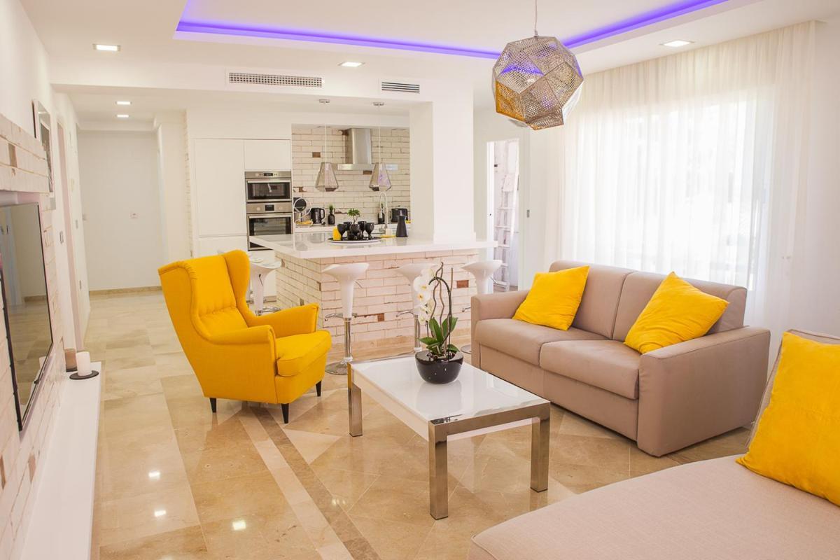 Luxury 100 Sq.m. Sea View Apartment