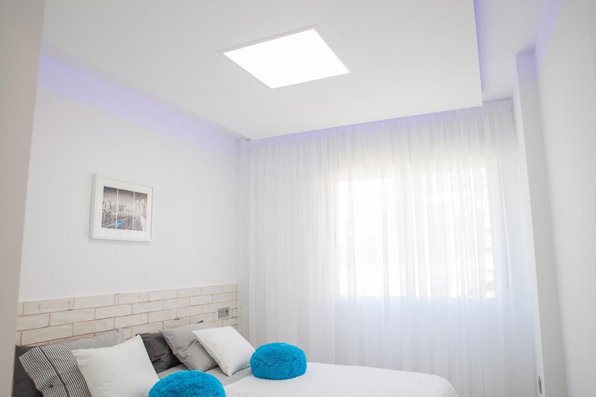 Luxury 100 Sq.m. Sea View Apartment Benalmadena