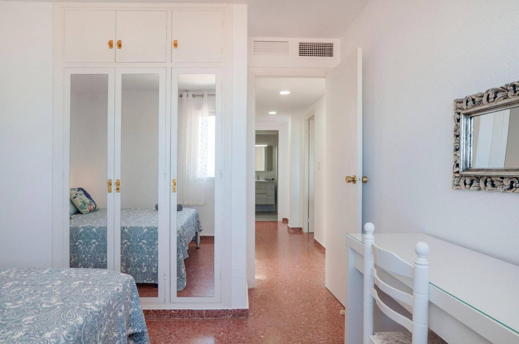 041 - Porches Appartement Benalmádena