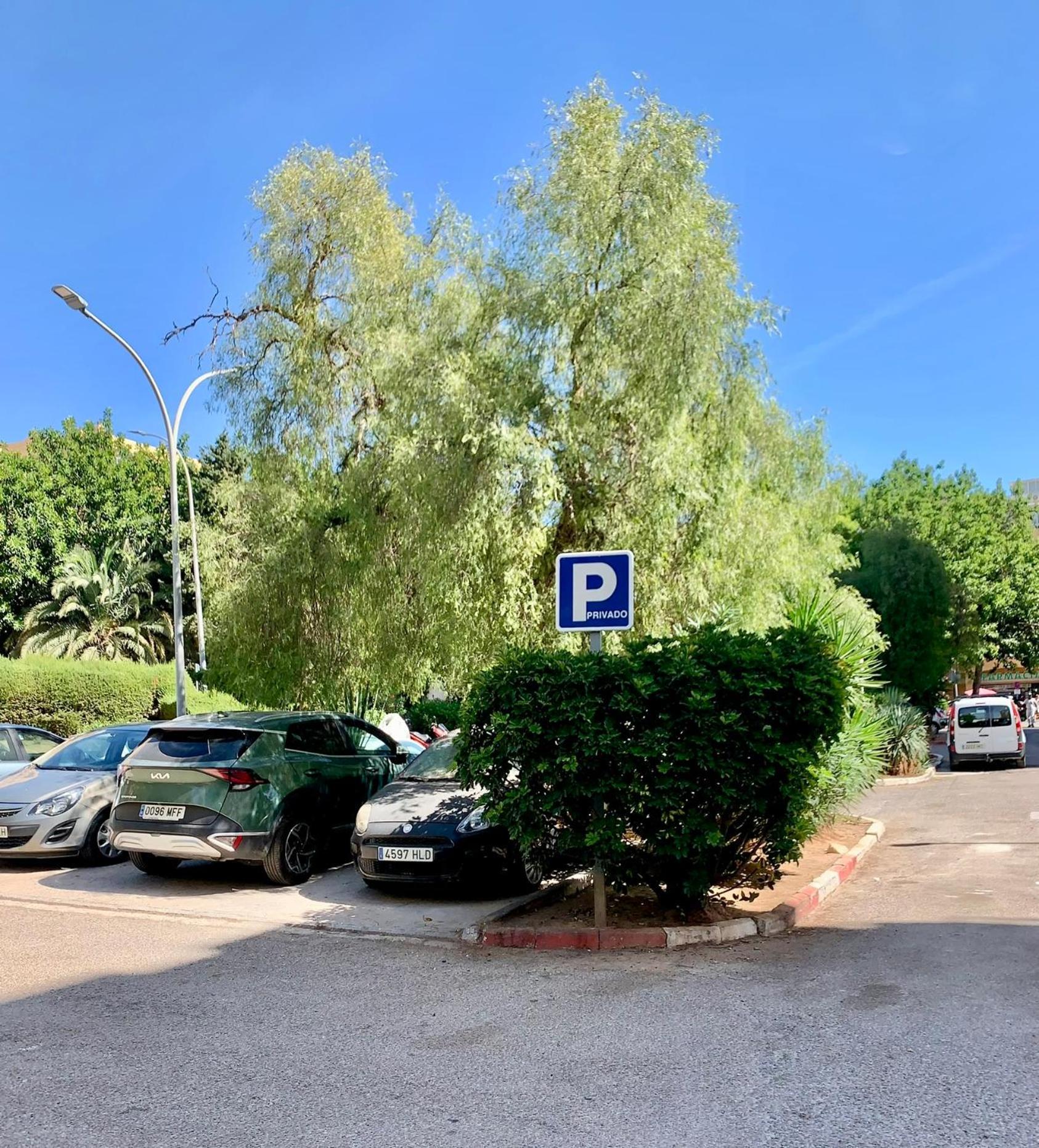 Apartment Ar - And Cozy In Benalmadena