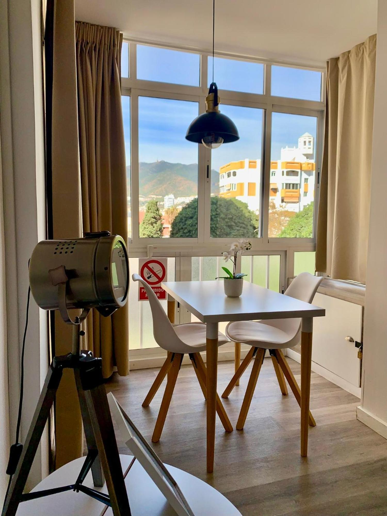 Ar - And Cozy In Appartement Benalmádena