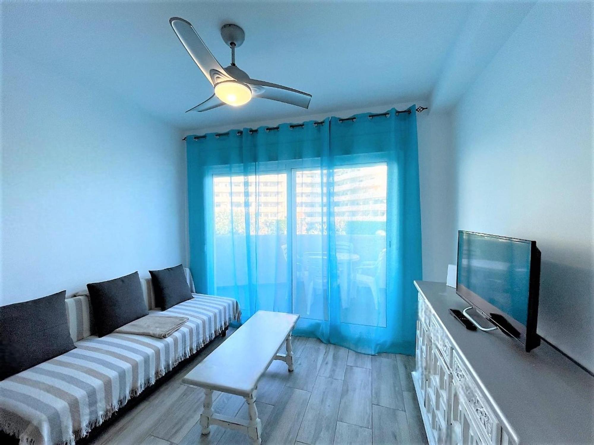 With And Garden Views Apartment *