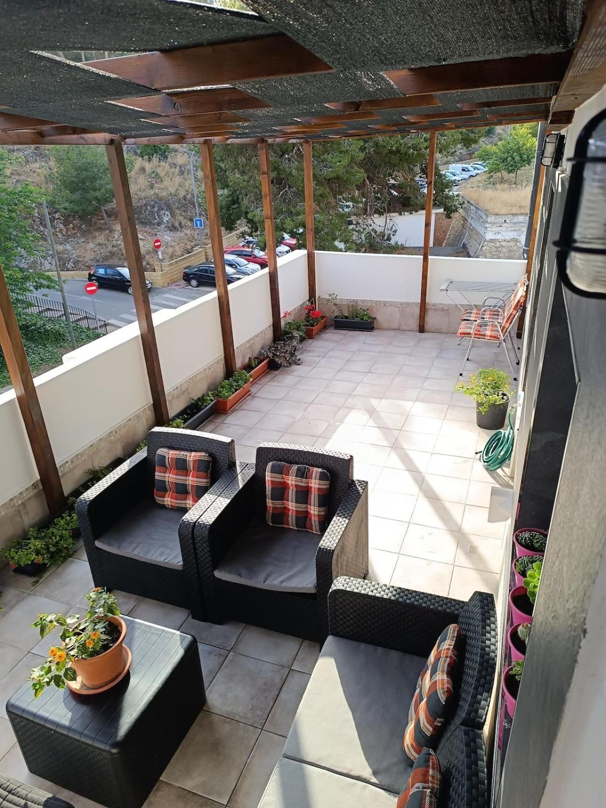 La Miel Apartment *