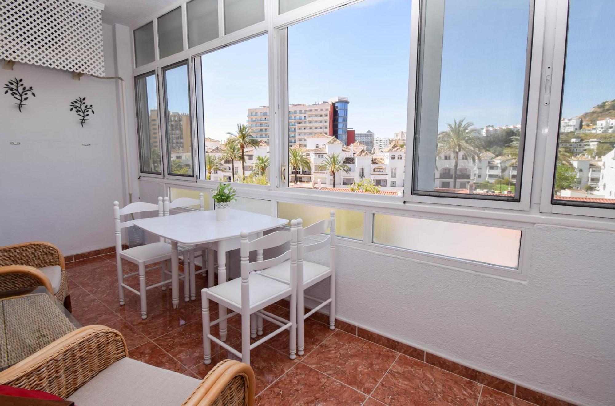 Ref 291 Con Terraza Y Piscina Cerca De La Playa *