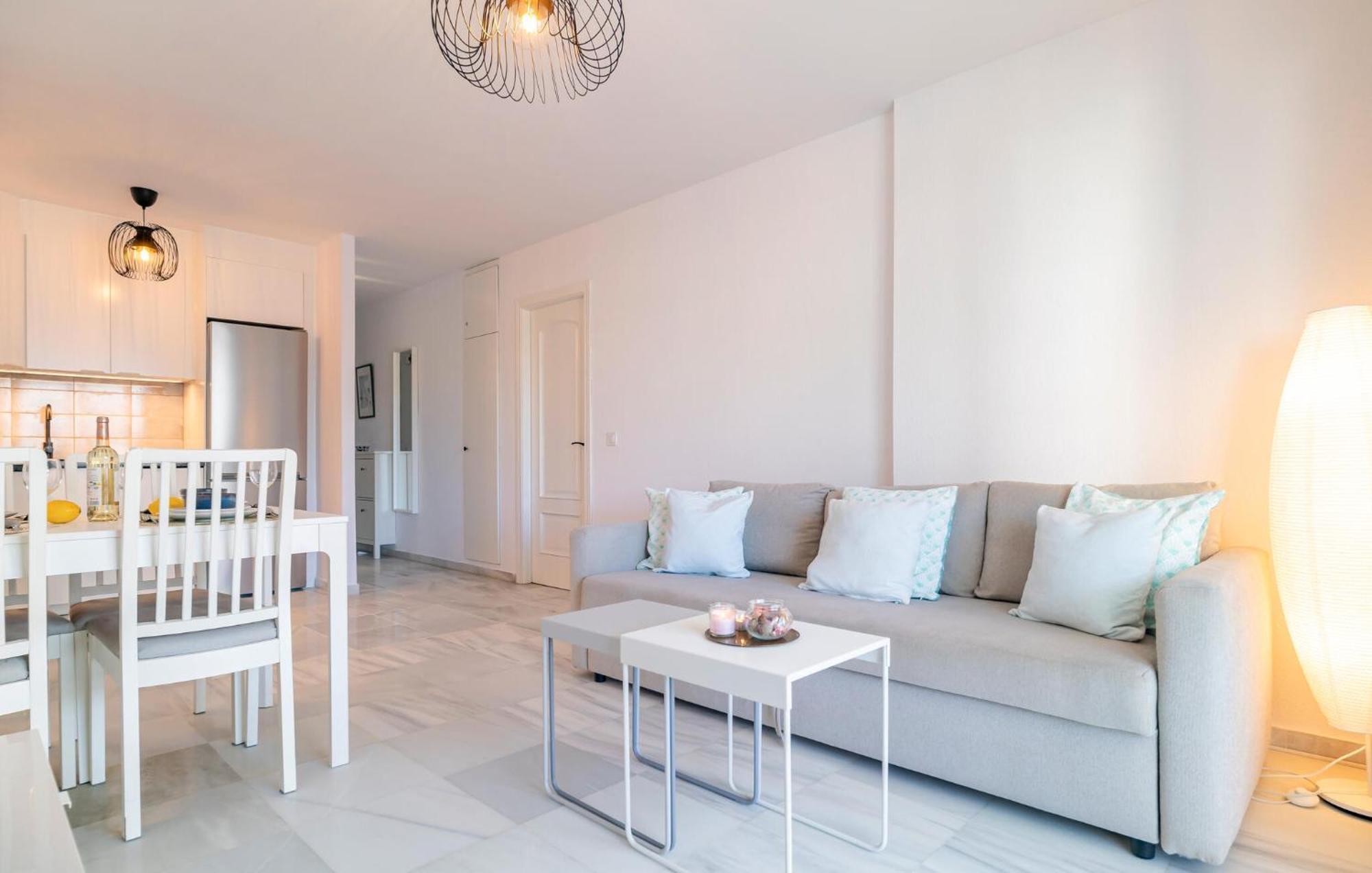 Lovely In With Kitchen * Benalmadena