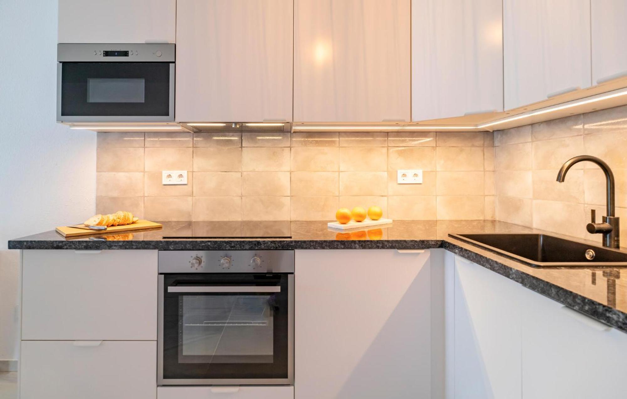 Apartment Lovely In With Kitchen *