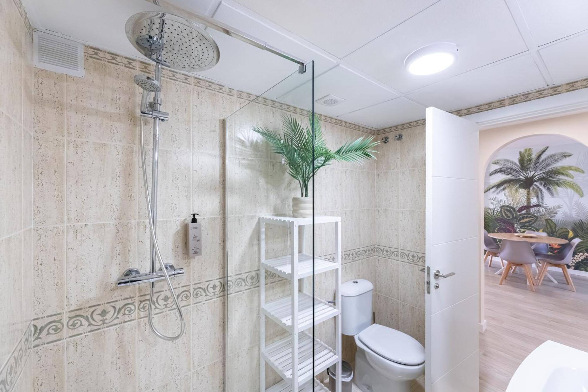 Vb Ave Marina Front Seaviews 2br Apartment *