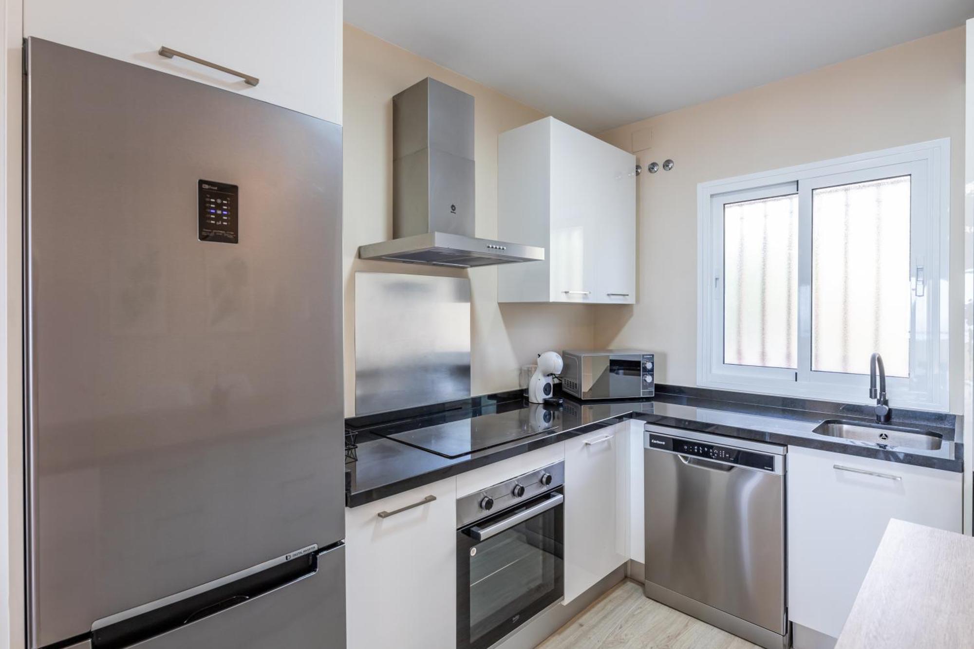 Vb Ave Marina Front Seaviews 2br Apartment Benalmadena