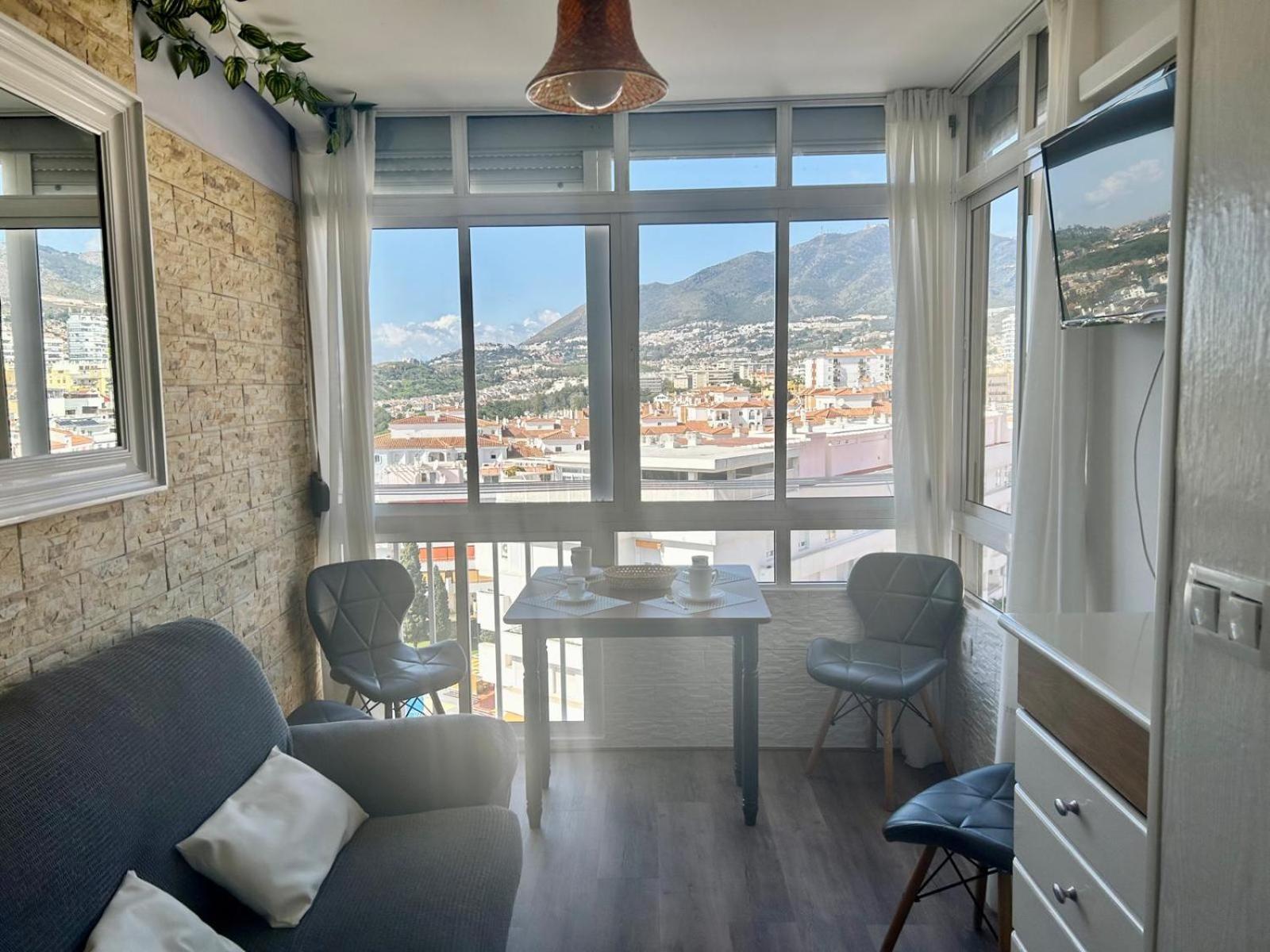Apartment Precioso En Benalmadena, Piscinas, Recep 24