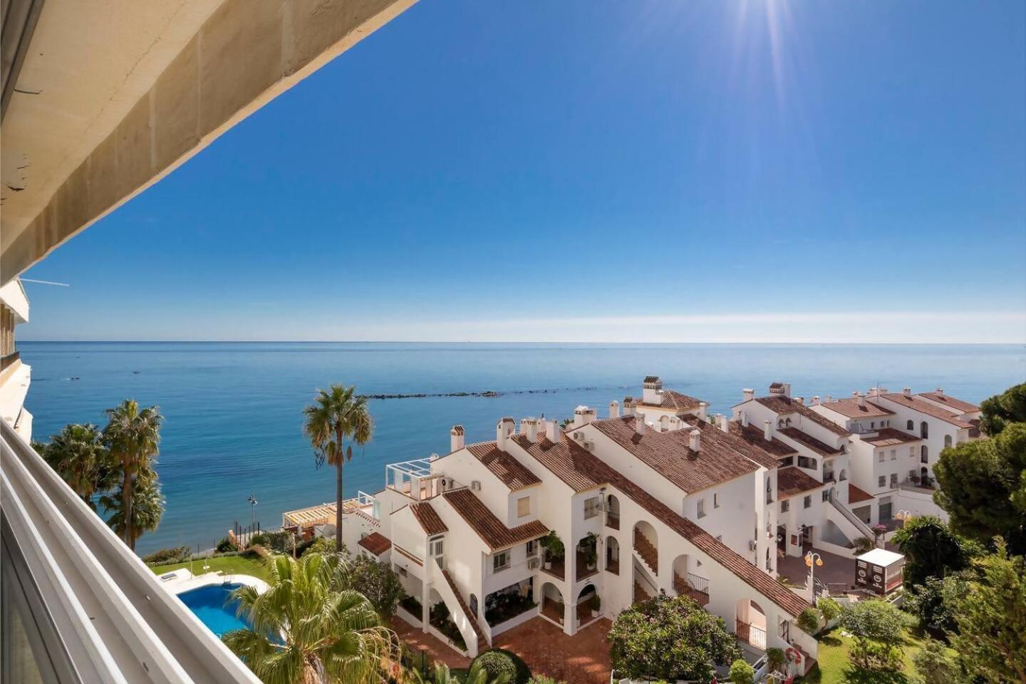 Apartment Stunning 50 Meters From The Sea