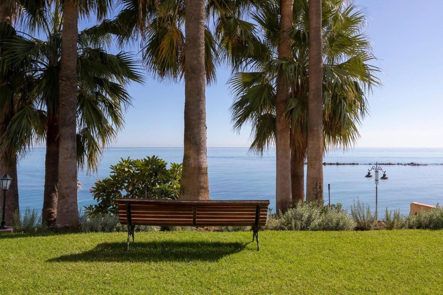 Apartment Stunning 50 Meters From The Sea *