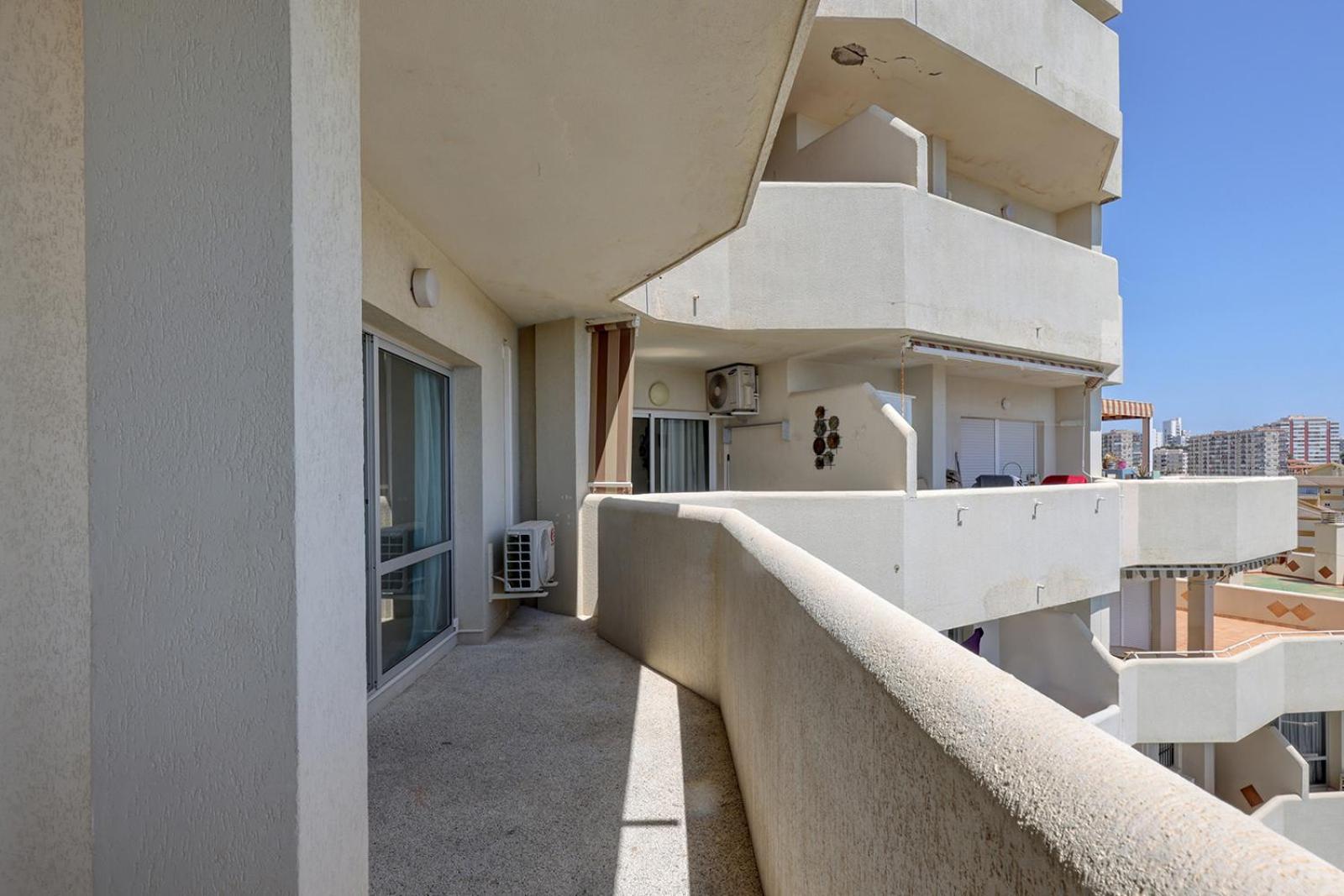 Apartment Charming In Benalbeach With Garden And Sea View