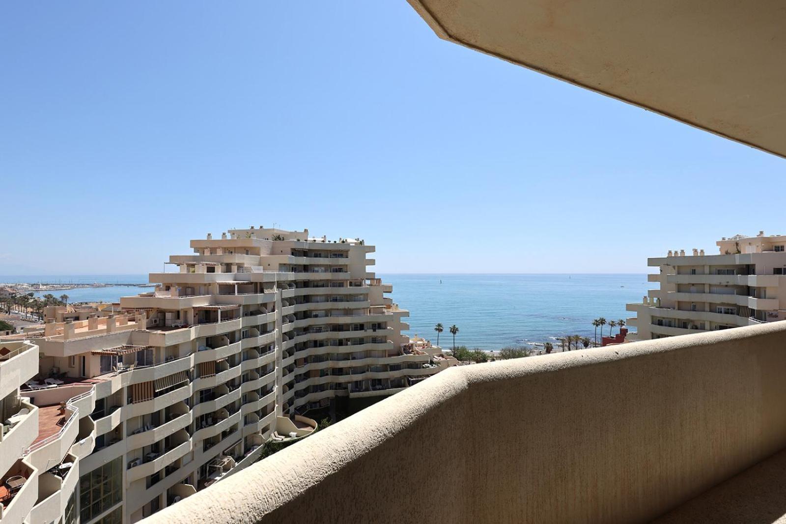 Apartment Charming In Benalbeach With Garden And Sea View *