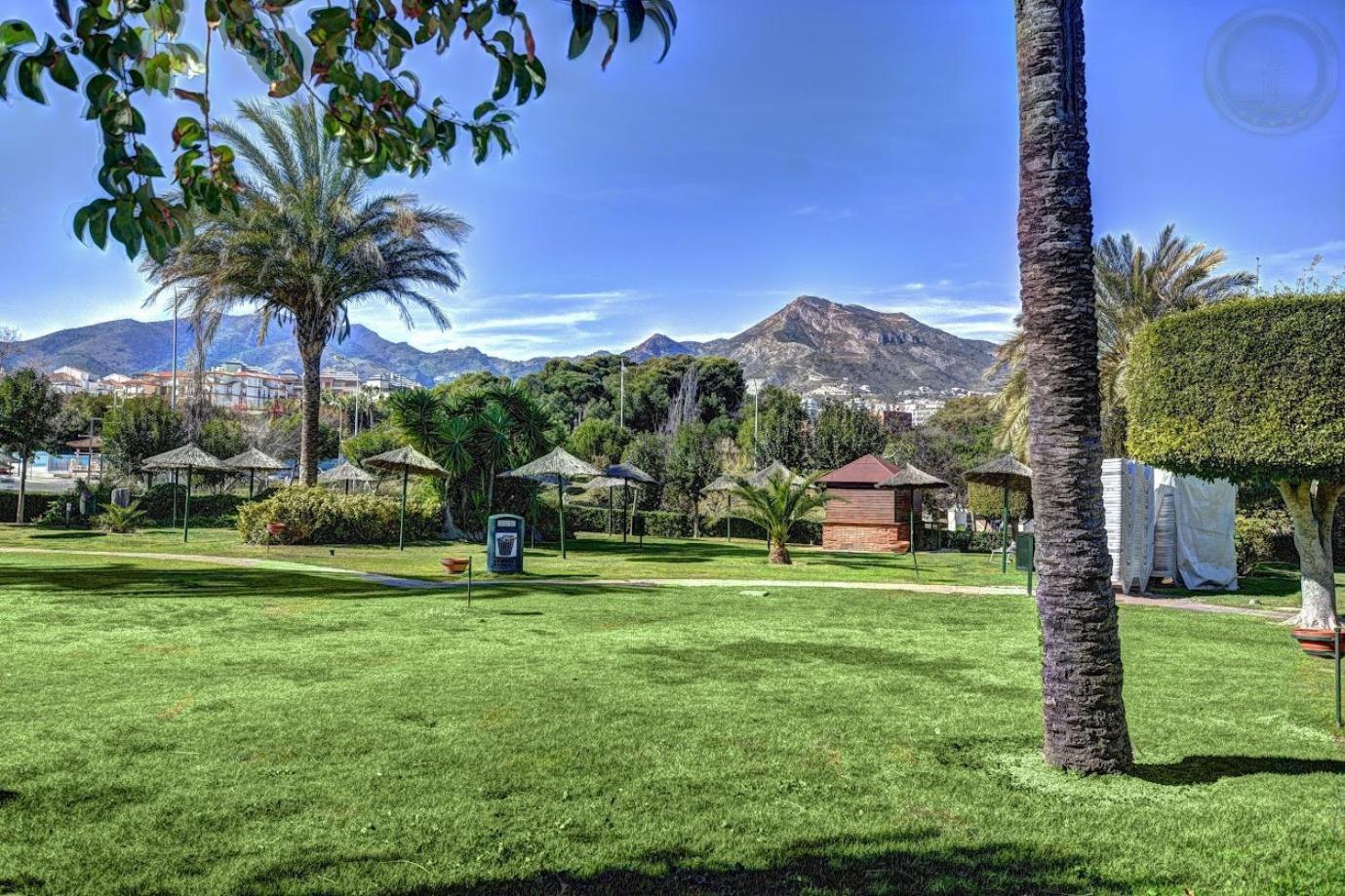 Apartment Charming In Benalbeach With Garden And Sea View
