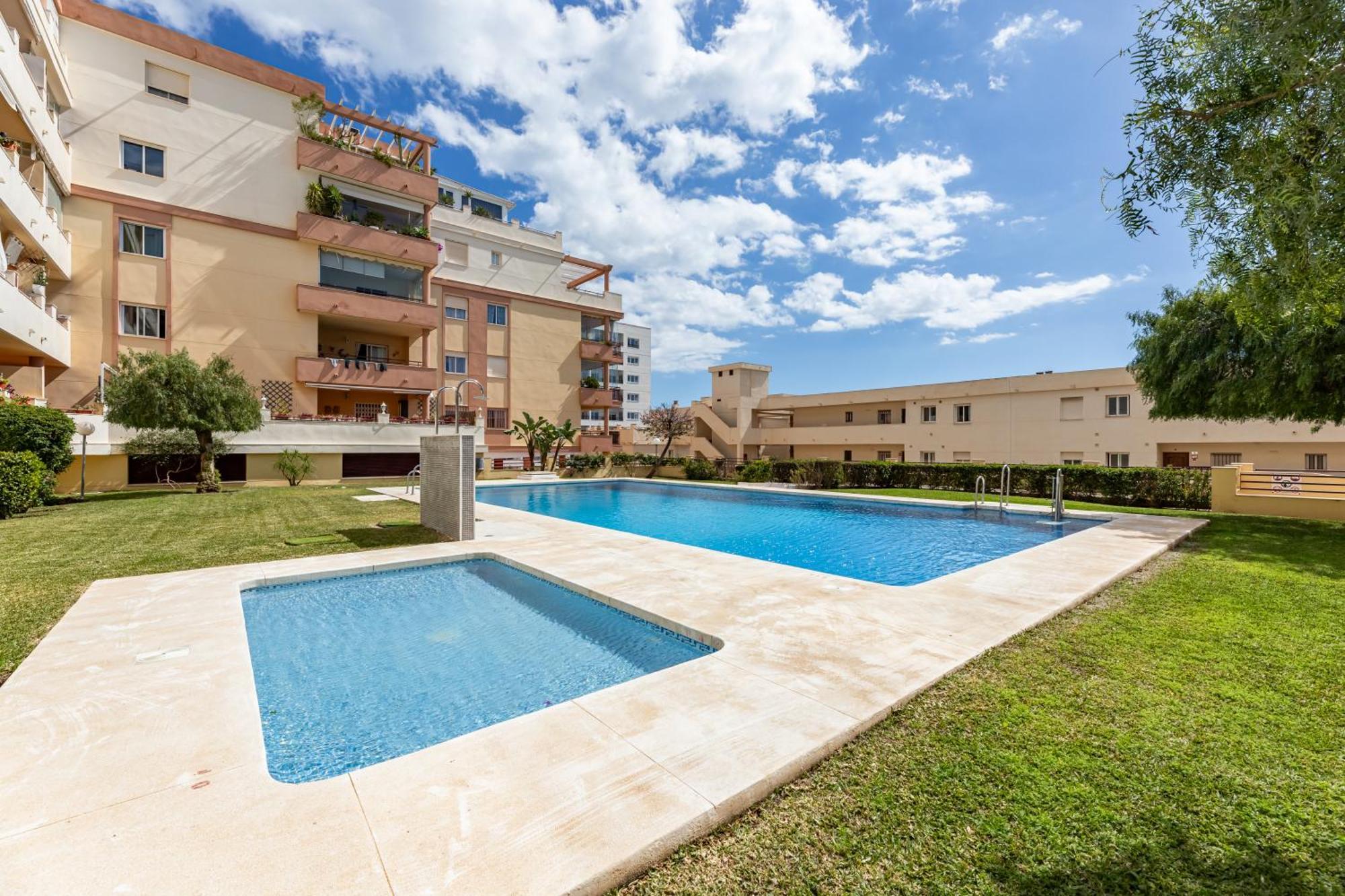 Vb Ave Marina Front Seaviews 2br *