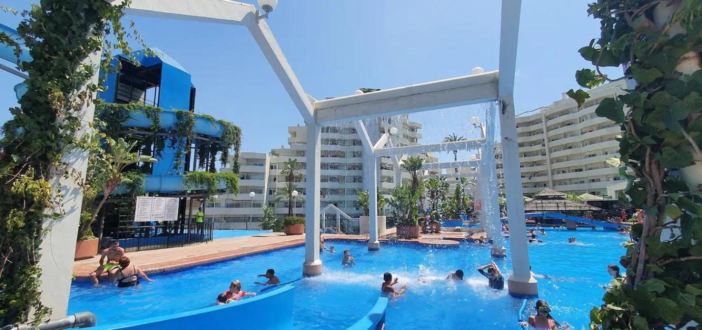 Benal Beach Holidays Apartment *